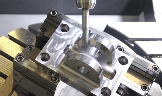 Fräsbearbeitung eines Aluminiumteils